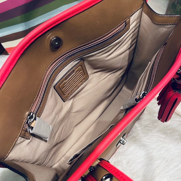 Coach Archival Two Tone Leather Magazine Tote F22410 Light Sand/Watermelon - NWT - Picture 9 of 11